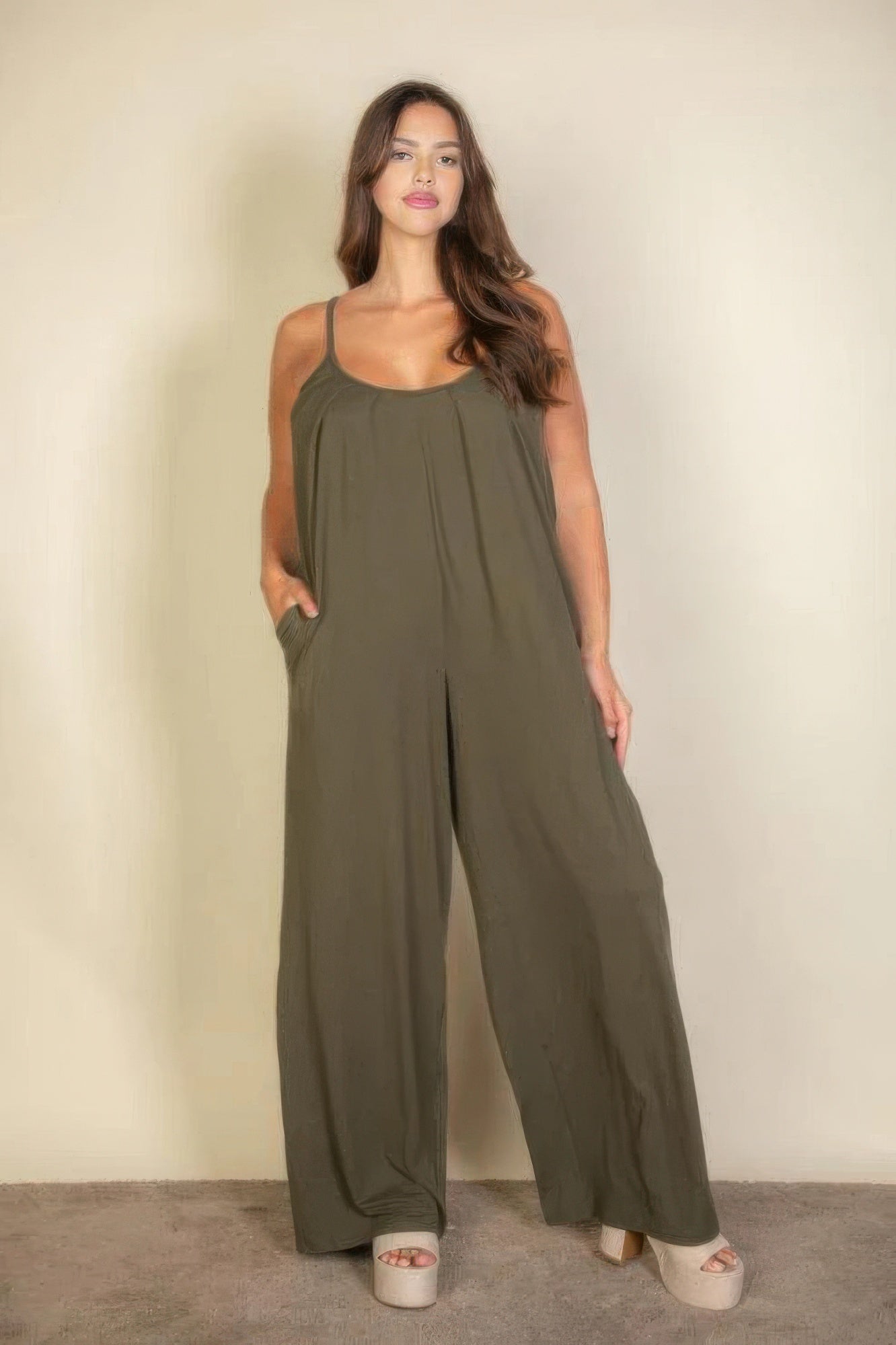 spaghetti strap wide jumpsuit(plus)