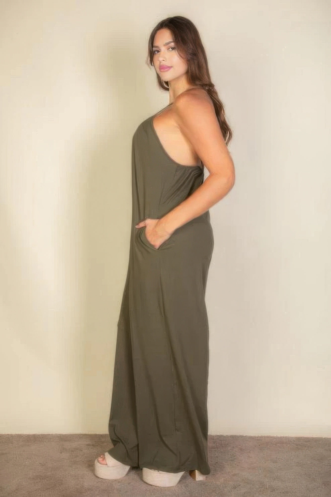 spaghetti strap wide jumpsuit(plus)